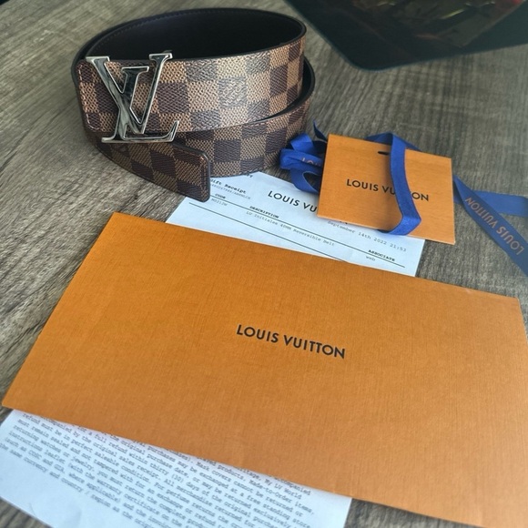 LV Belt - Picture 1 of 14